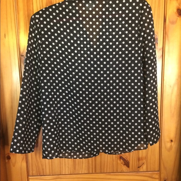 Vintage Shear Peri Petites Polka Dot Top - Picture 6 of 7